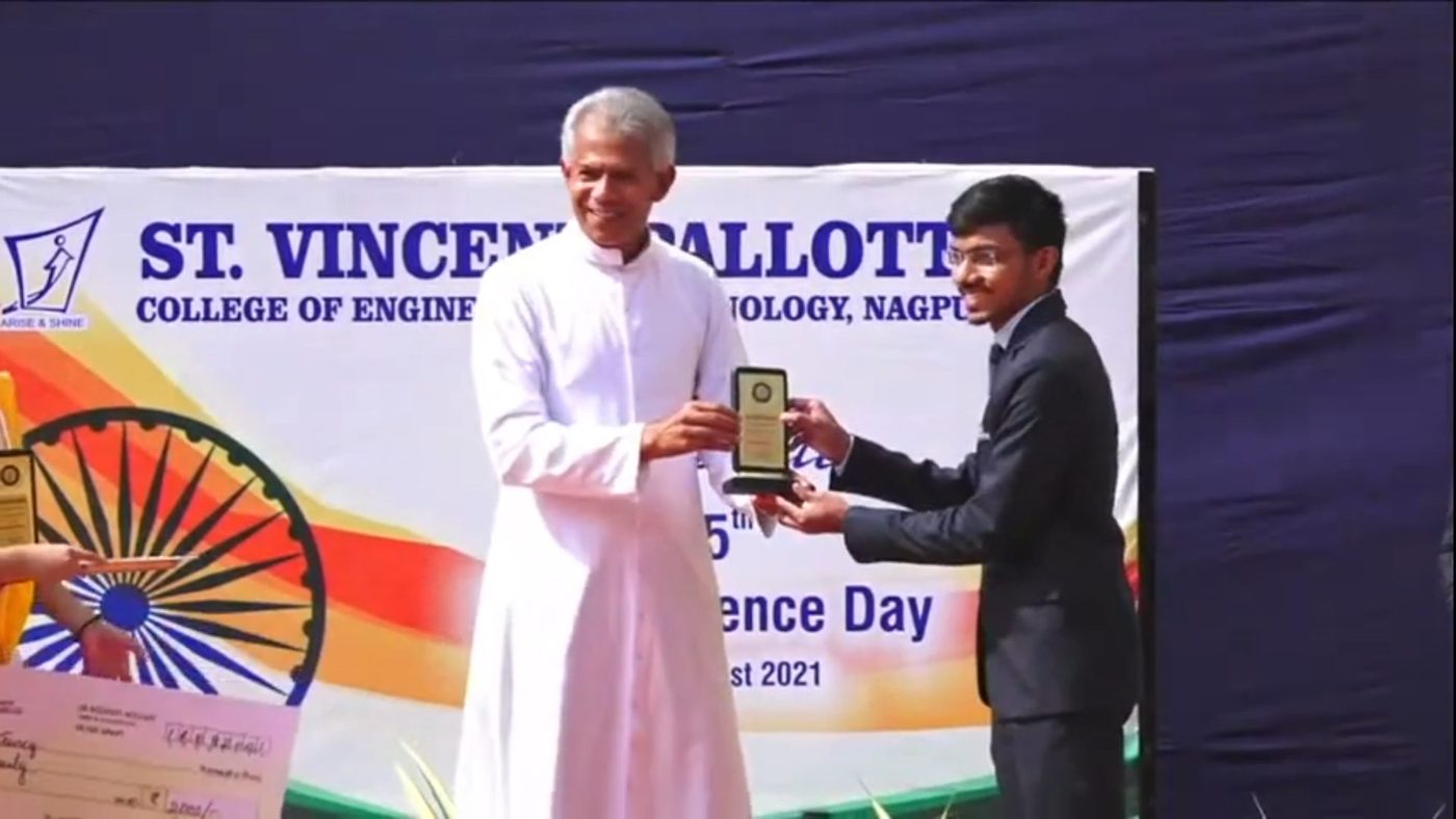 AIR-1 Gold Award — e-Yantra Ideas Competition